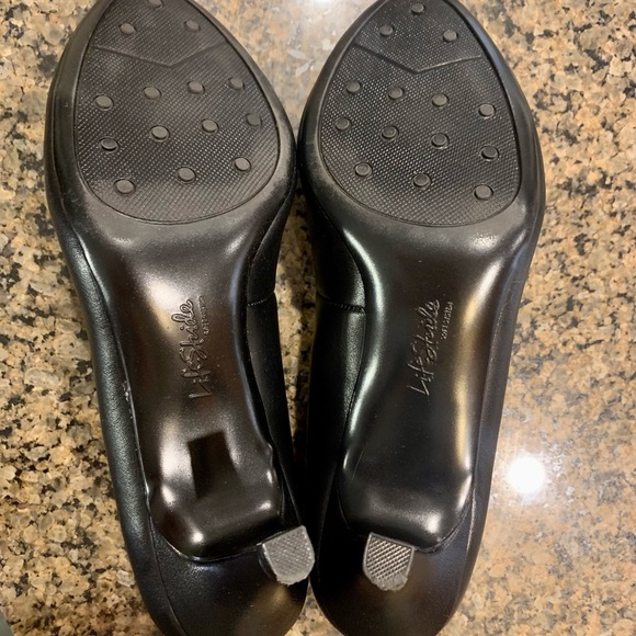 Life Stride Parigi Pumps, women’s size 8, black - Picture 3 of 9